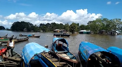 El puerto en Leticia en las tardes