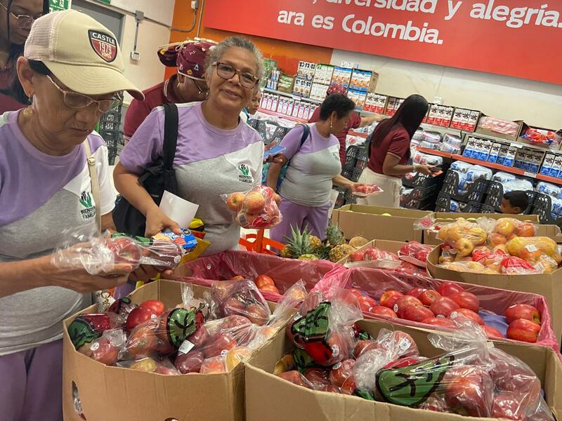 Familias recibirán bonos de alimentación