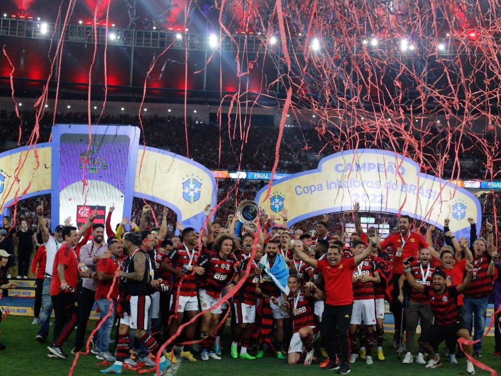 image for Flamengo vence o Corinthians nos pênaltis