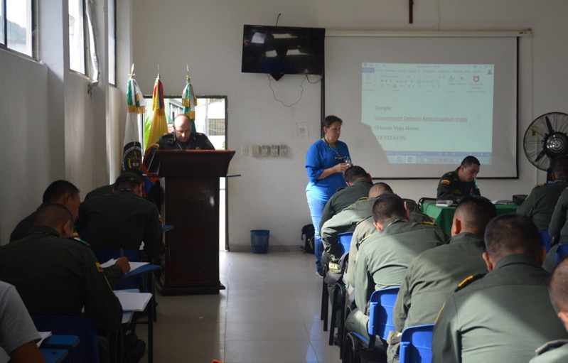 image for Comandante da la bienvenida a la Auditora de Control Interno Sectorial Mindefensa