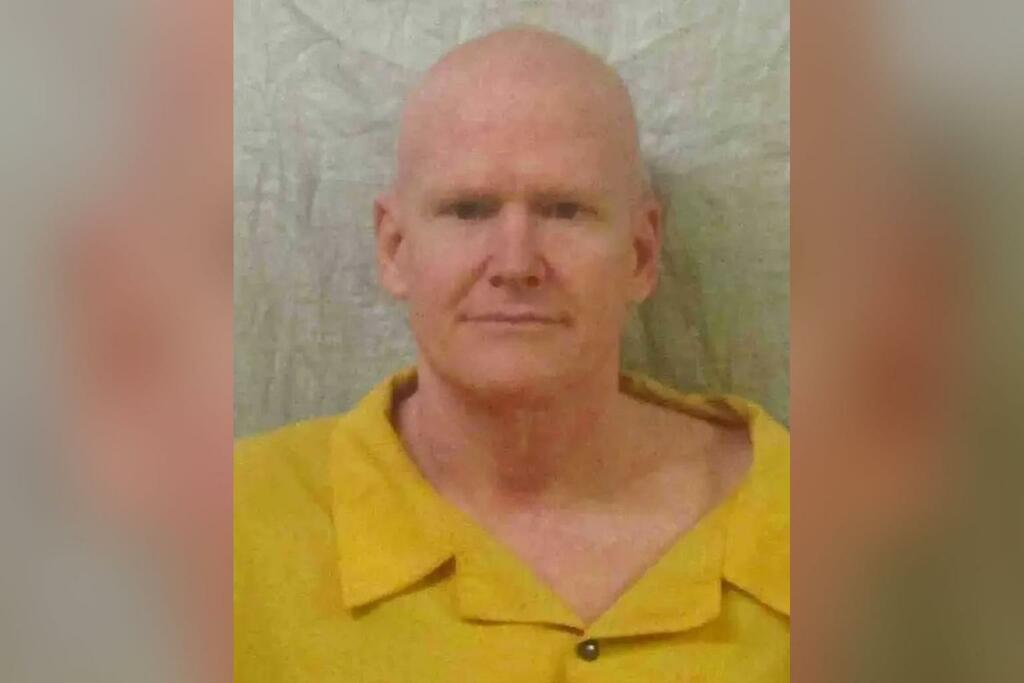 image for Alex Murdaugh shaves head for new mugshot 