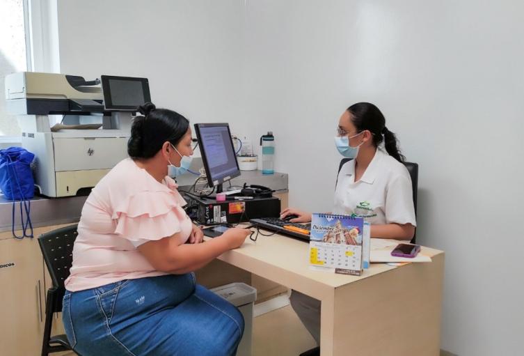 image for Dos centros de salud en Medellín suspenderán sus servicios