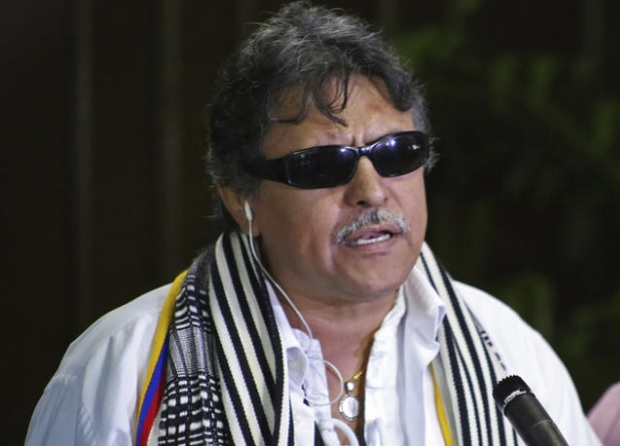 Jesus Santrich en una foto de gafas