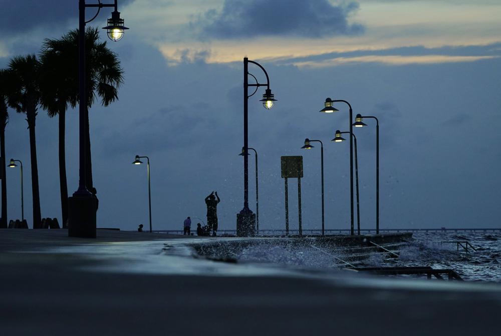 image for Hurricane Ida winds hit 150 mph ahead of Louisiana strik