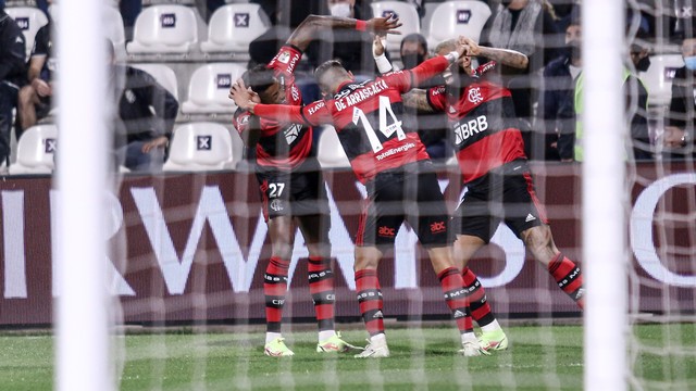 image for Flamengo goleia o Olimpia com dois de Gabigol