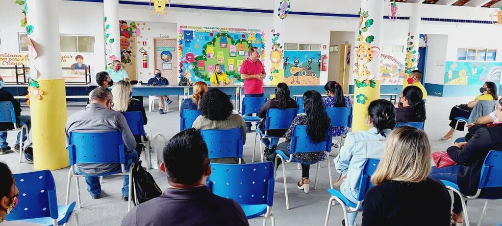 image for Prefeito realizou reunião de alinhamento com gestores de Educação