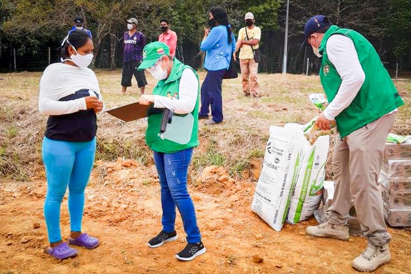 ICBF entregó 2.405 unidades de Bienestarina a población vulnerable en Leticia, Amazonas