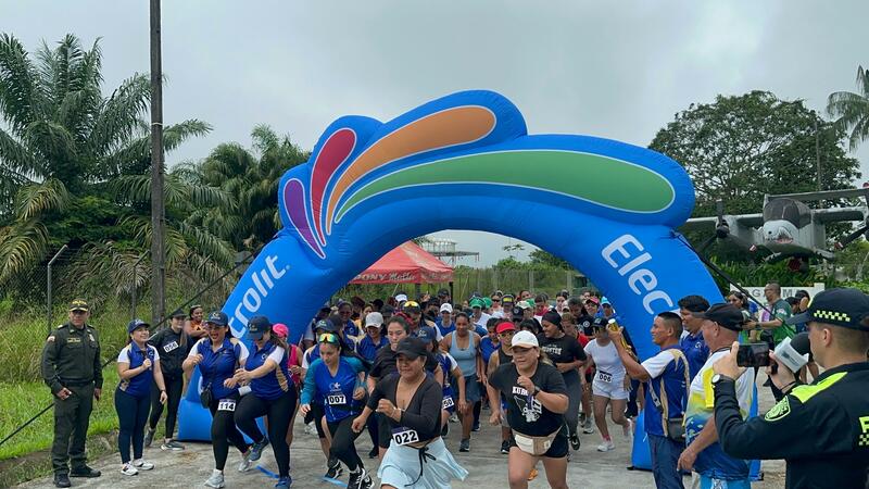 Carrera deportiva en Leticia, Amazonas, celebra la fuerza de las mujeres