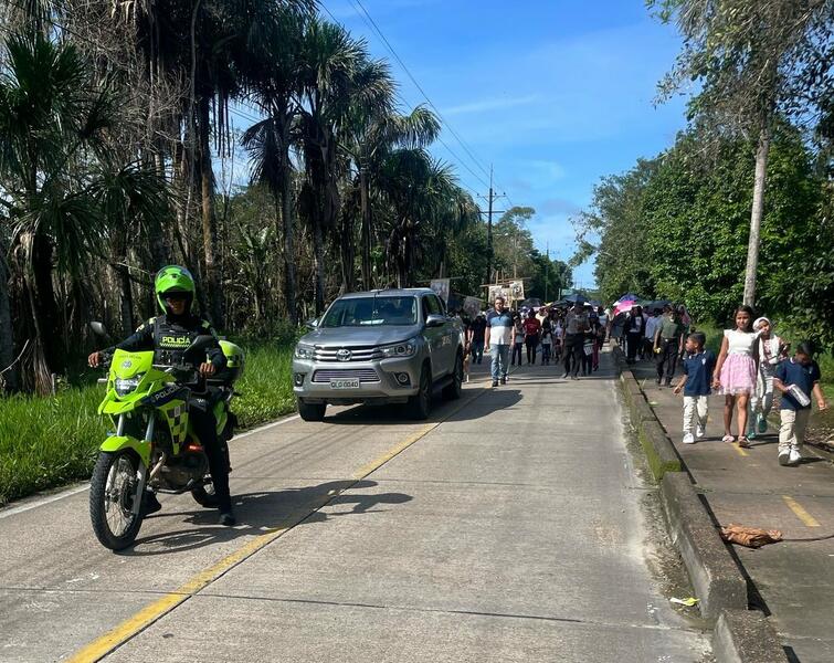 SEGUIMOS UNIDOSPORLASEGURIDAD EN LA VÍA LETICIA - TARAPACÁ, DONDE GARANTIZAMOS LA SEGURIDAD Y CONVIVENCIA DE VISITANTES Y ORIUNDOS DE LA REGIÓN, EN EL DESARROLLO DE LA SEMANA MAYOR.