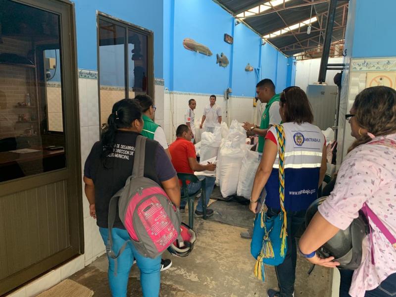 ICBF lideró jornada contra el trabajo infantil en bodegas de pescado de Leticia, Amazonas