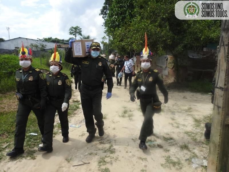 POLICÍA NACIONAL EN EL AMAZONAS APOYA CAMPAÑA PRESIDENCIAL “COLOMBIA ESTÁ CONTIGO” 