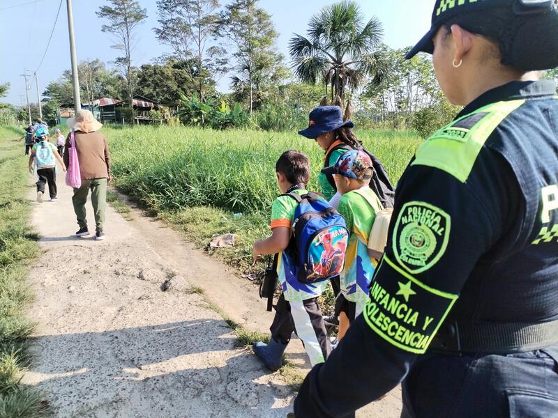 CAMINATAS ECOLÓGICAS EN LA COMUNIDAD DE LA PLAYA