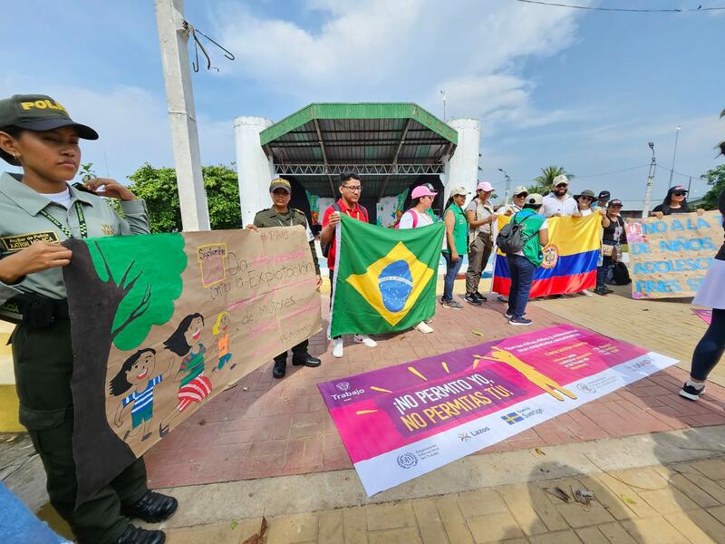 CAMINANDO CONTRA EL ESCNNA EN LETICIA