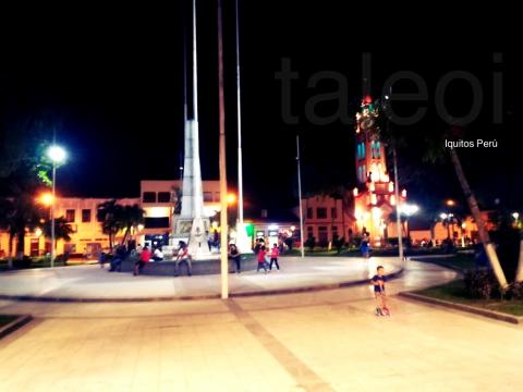 Plaza de armas en Peru