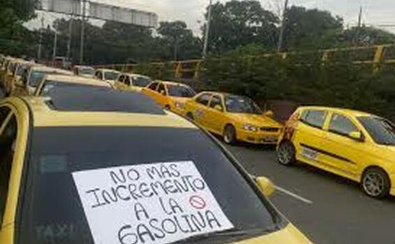 image for Protesta de taxistas en Medellín