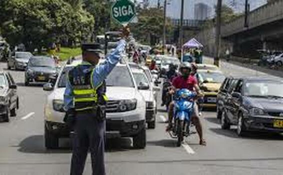 image for Accidente de tránsito en el deprimido de la Minorista de Medellín