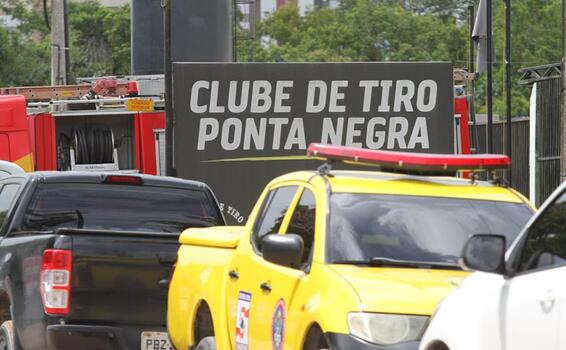 image for Quatro pessoas morrem após explosão em clube