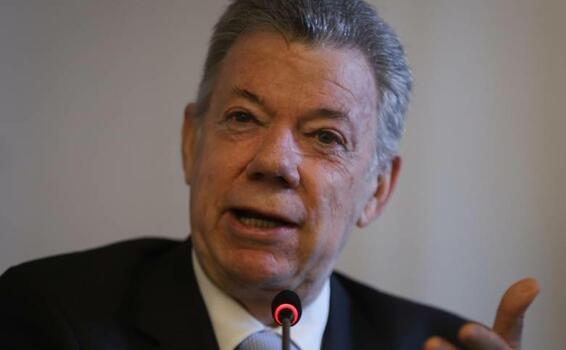 image for Juan manuel santos critico ruptura de relaciones entre Colombia e Israel