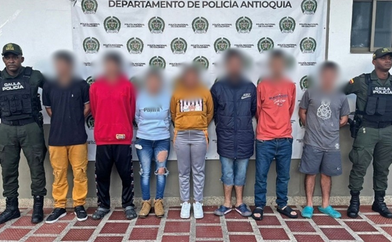 image for Redada de la policía de Antioquia contra el secuestro y la extorsión dejó 53 capturados 