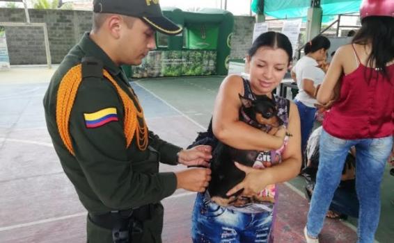 Personas en una jornada de vacunacion 