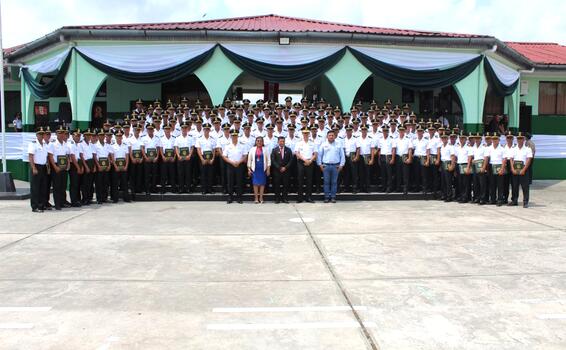 image for Nuevos suboficiales fortalecen la seguridad ciudadana en Iquitos