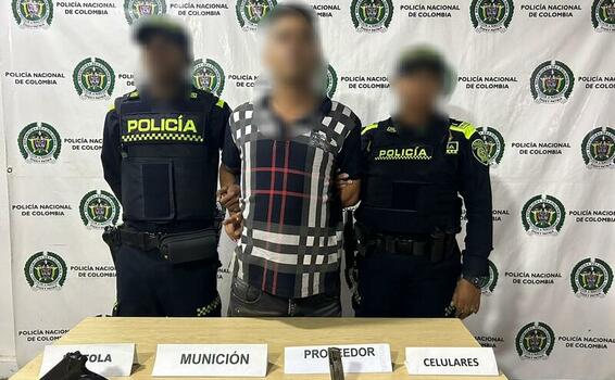 CON UN ARMA DE FUEGO, FUE SORPRENDIDO UN SUJETO EN LA CAPITAL AMAZONENSE