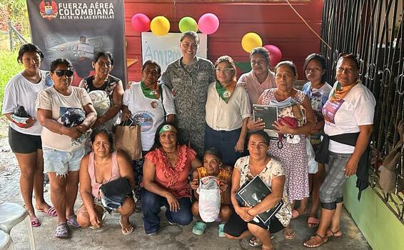 El Grupo Aéreo del Amazonas al servicio de las mujeres indígenas