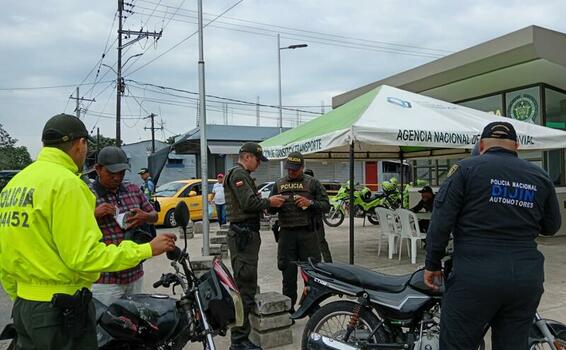 POLICÍA INTERVIENE NUEVAMENTE EL MALECÓN TURÍSTICO PARA GARANTIZAR LA SEGURIDAD DEL SECTOR