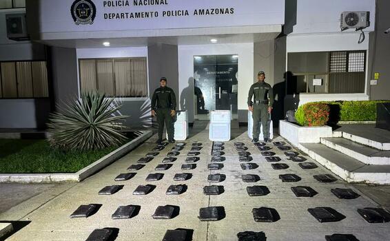 POLICÍA HALLÓ MÁS DE 60 KILOS DE MARIHUANA 