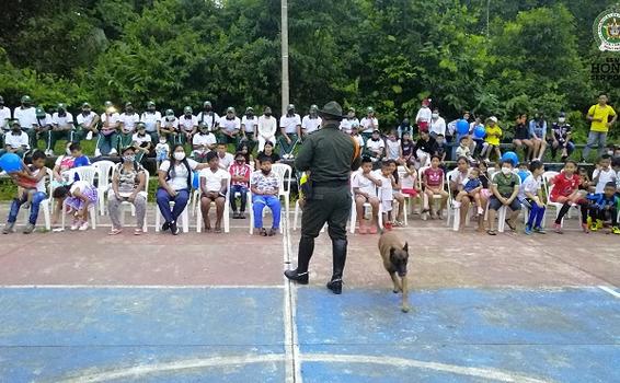 DÍA DE LA FAMILIA EN EL BARRIO AFASINTE DE LETICIA 