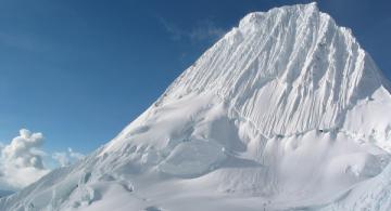 Montaña en los Alpes