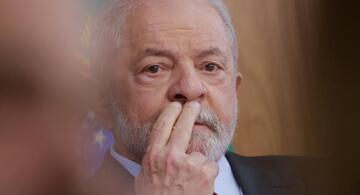 image for Lula da Silva demitiu o comandante do Exército César de Arruda